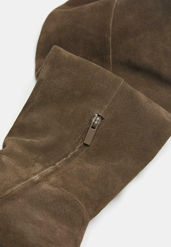 PULL&BEAR