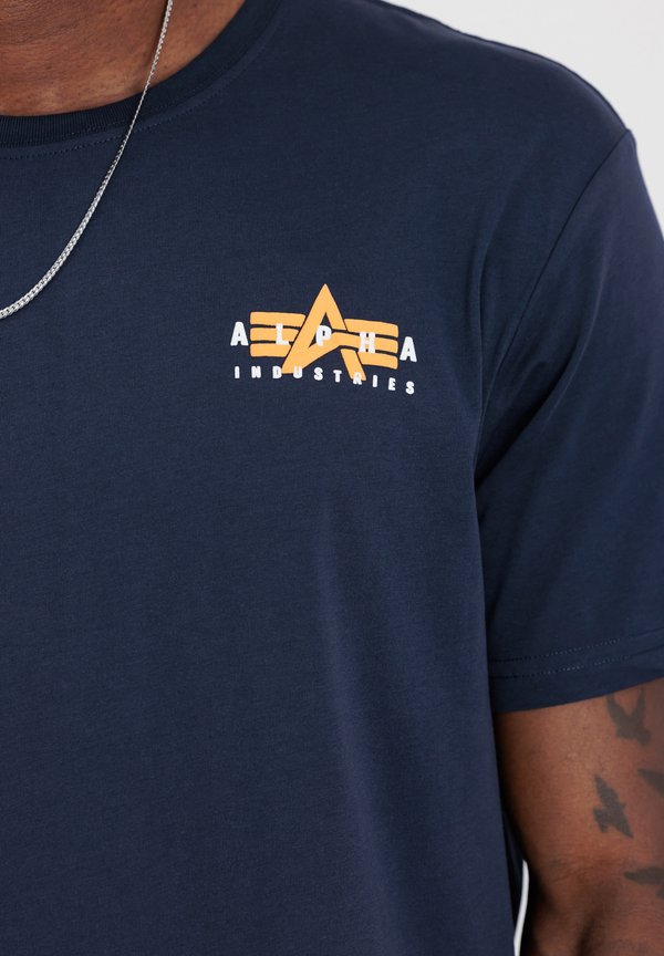 Alpha Industries PUFF LOGO