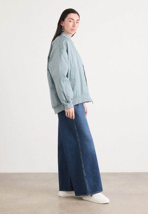 Calvin Klein Jeans THE ULTRA