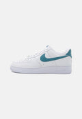 Nike Sportswear AIR FORCE ESSENTIAL - Trainers - white/smokey blue