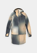 Wasserdichte Jacke in Grautönen und Beige, mit Kapuze, Reißverschluss vorne und Taschen, sowie einem Farbverlauf-Design.