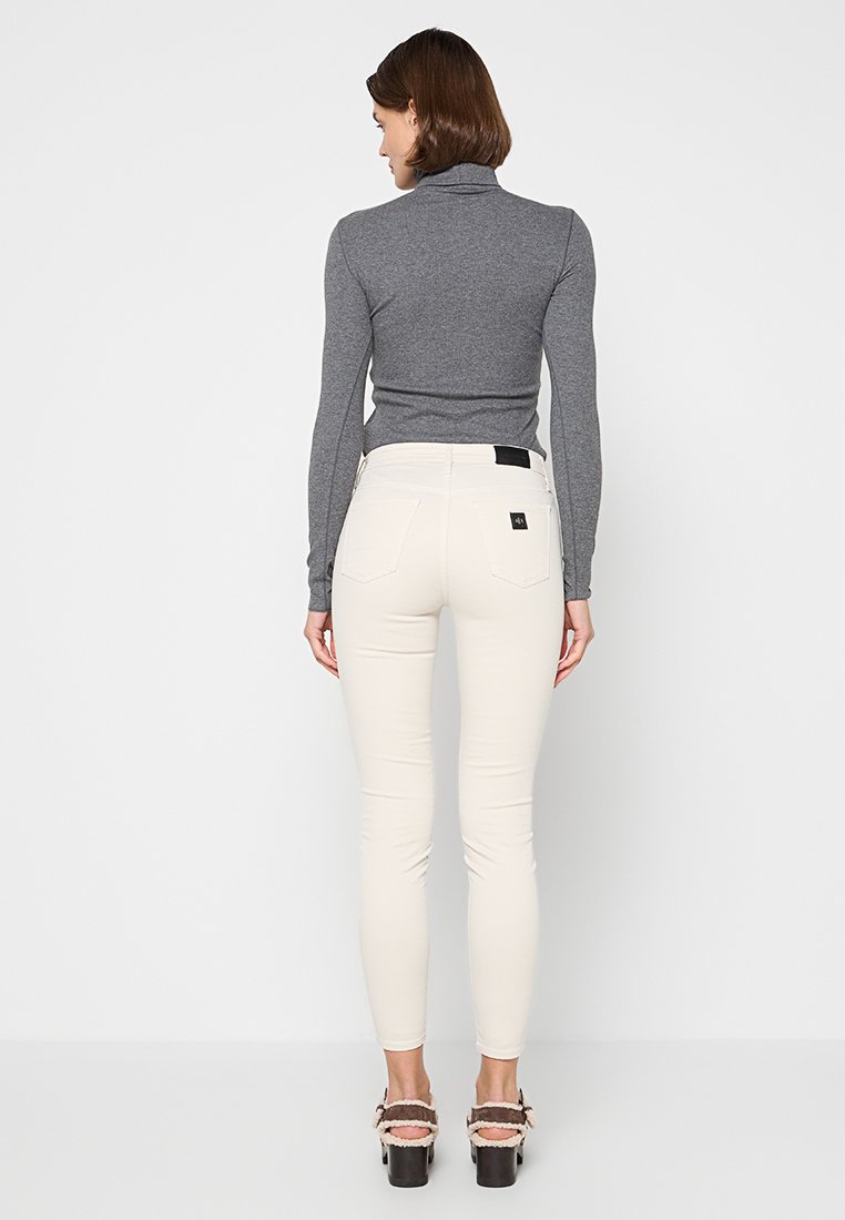 Armani Exchange Jeans Skinny Fit Media 3