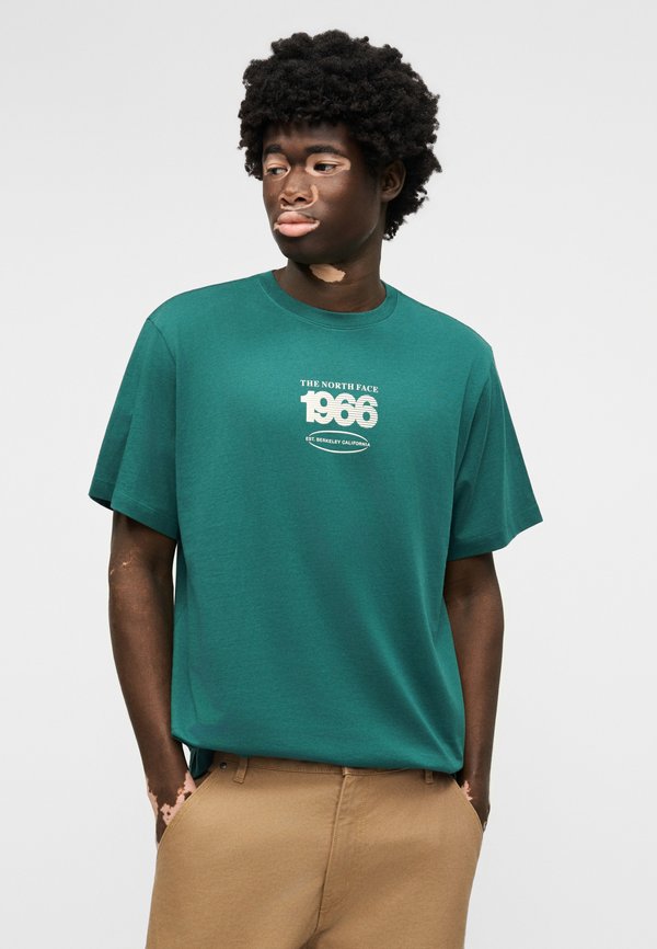 The North Face TRACK RELAXED TEE UNISEX