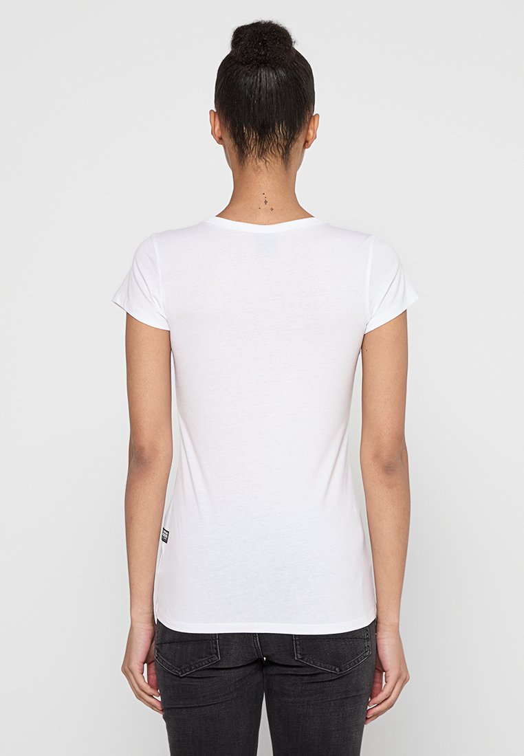 SLIM FIT 2 PACK Media 3