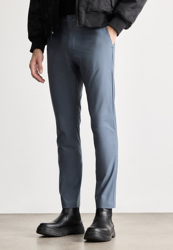 Calvin Klein SLIM