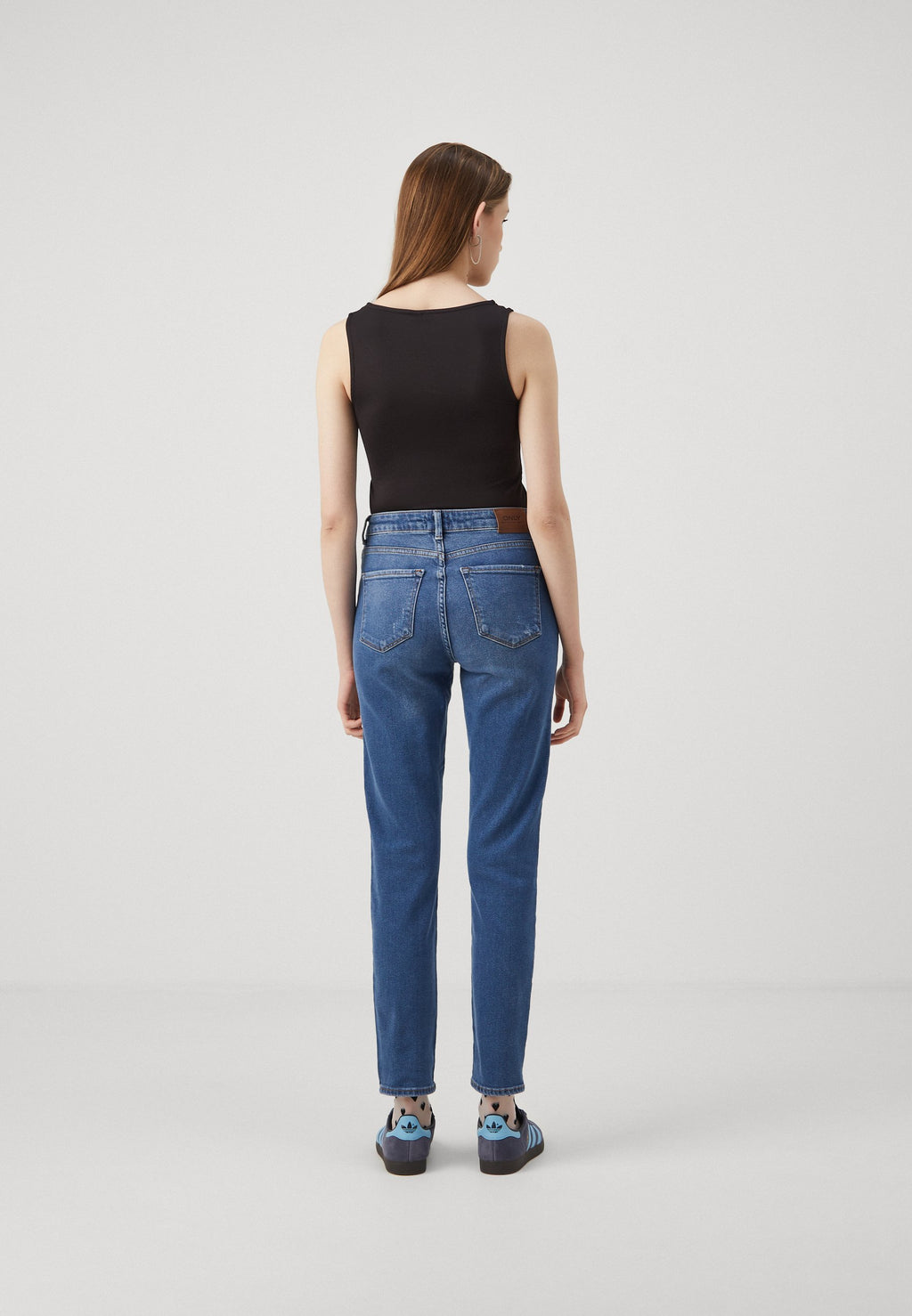 ONLEMILY STRETCH LIFE Media 4