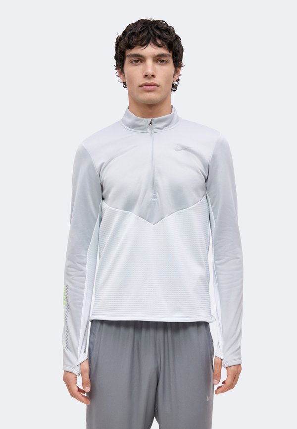Nike Performance WINTERIZED PACER  - Fleece jumper - pure platinum/light smoke grey/volt