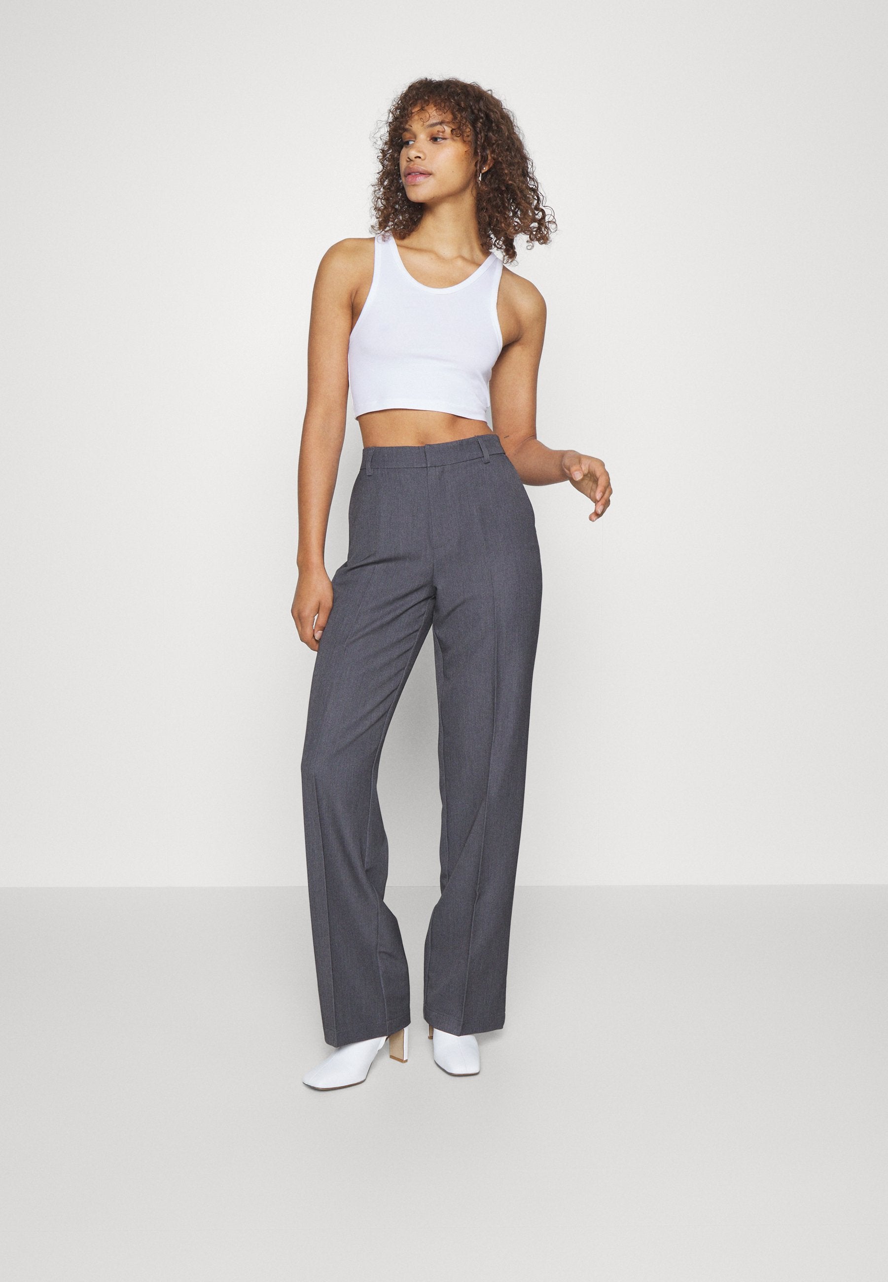 ONLHATTIE PANT Media 5