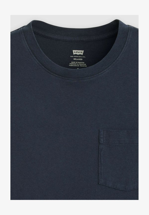 Levi's® RELAXED POCKET TEE - Basic T-shirt - garment dye fa- blues