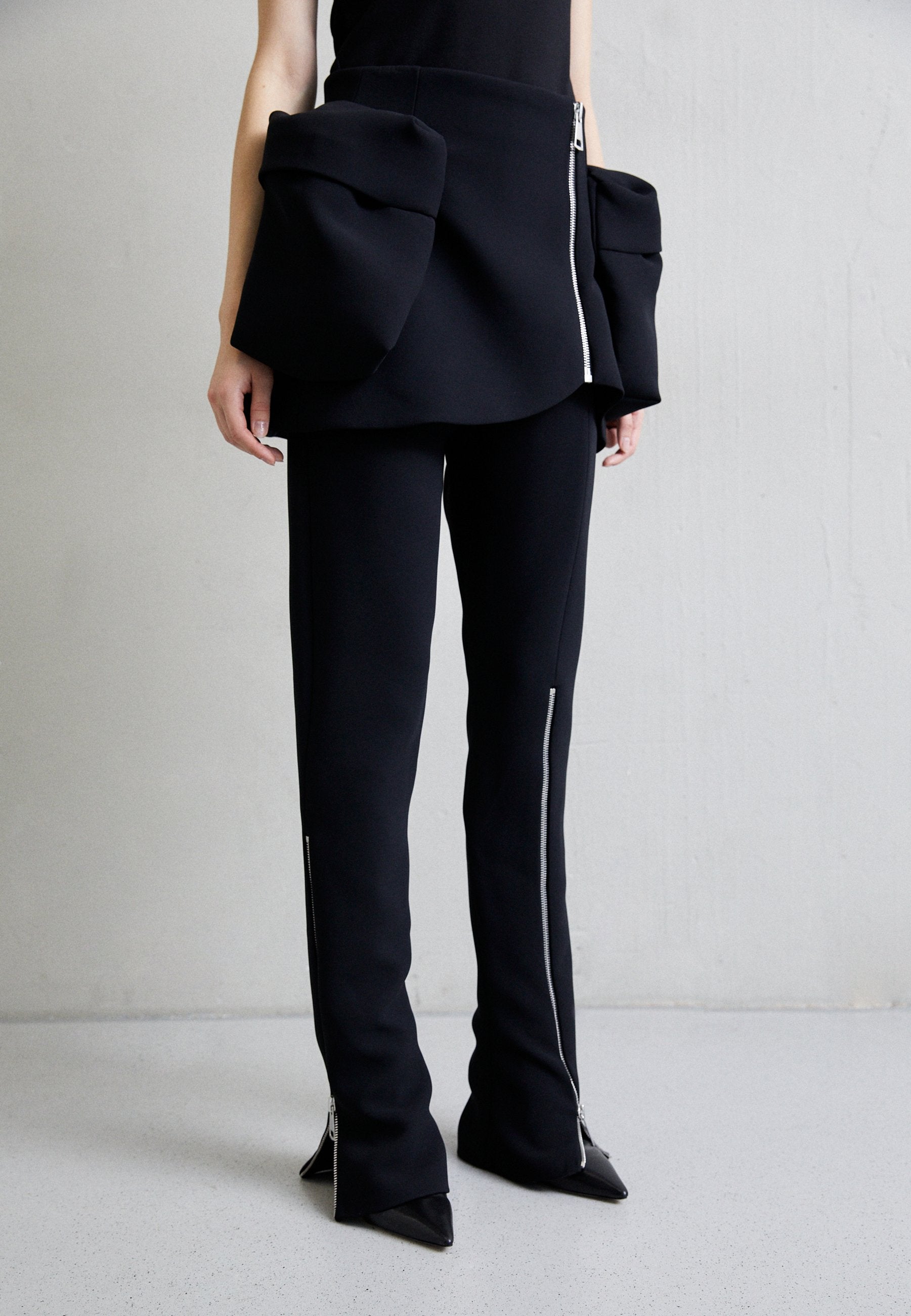 A.W.A.K.E. MODE BASQUE PANTS WITH ZIPS AND LARGE POCKETS