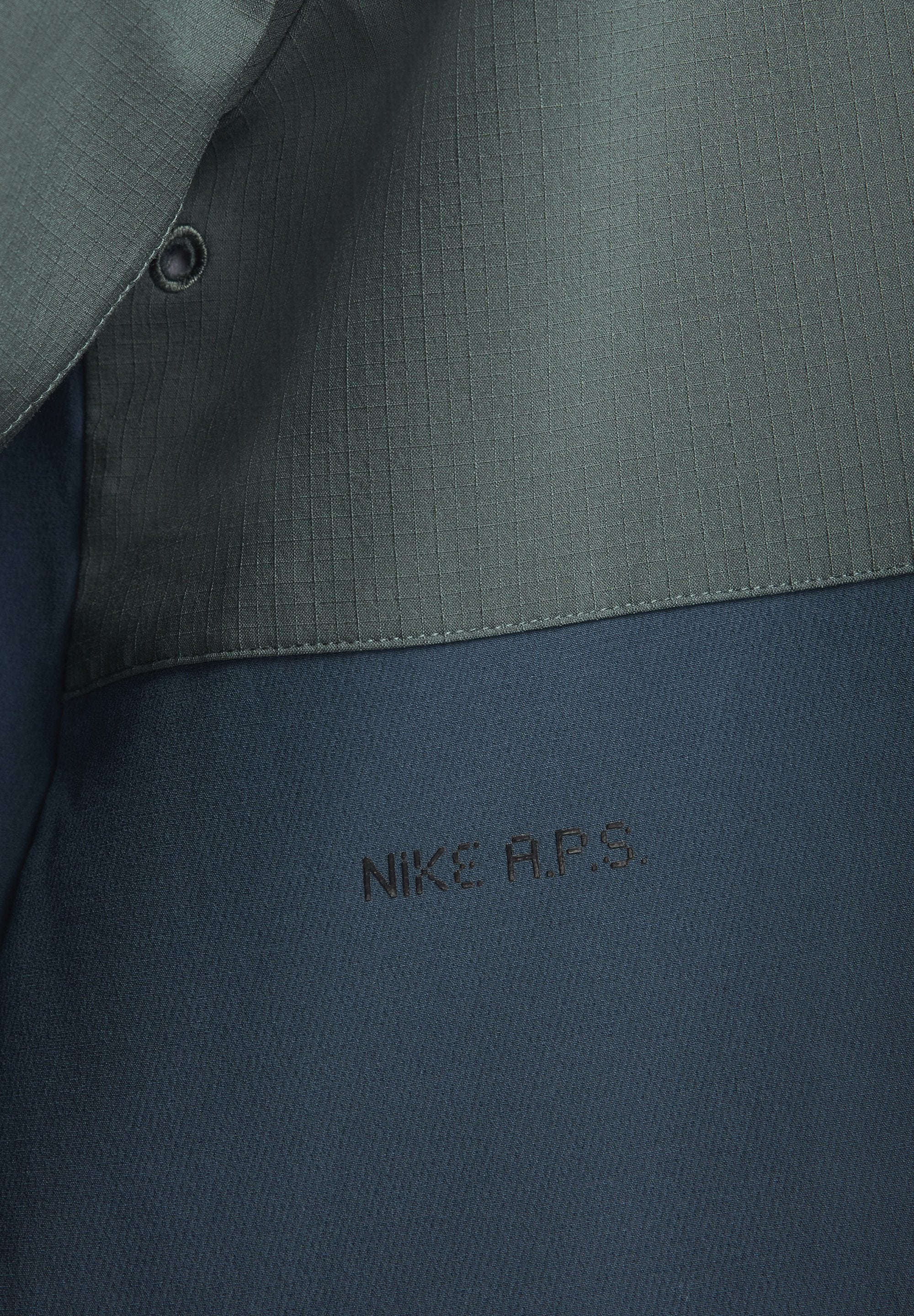Nike Performance