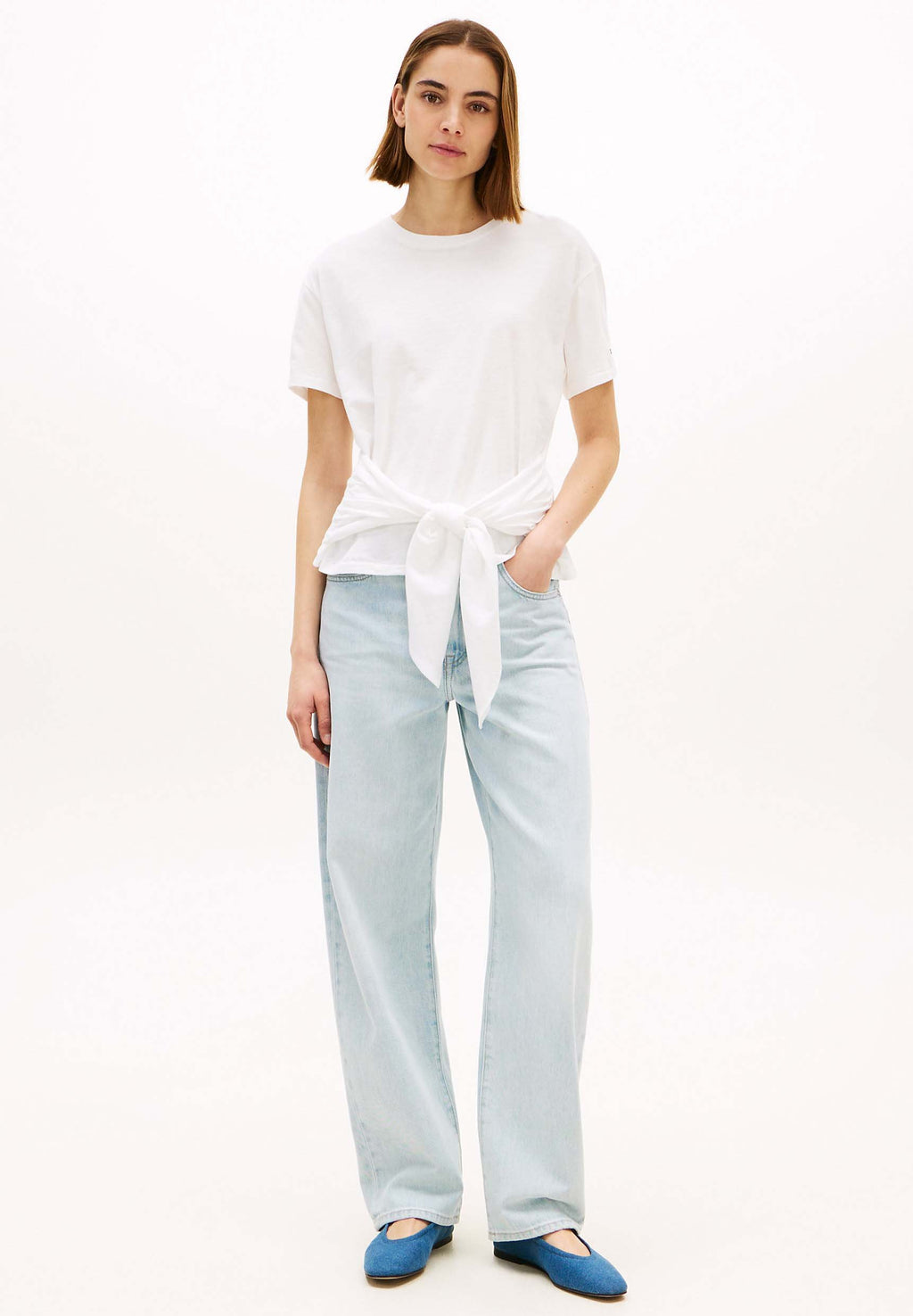 CO SLUB KNOT TEE Media 2