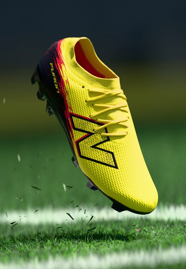 New Balance FURON V8 TEAM FG - Firm-ground football boots - punch yellow/black 100/fire cracker
