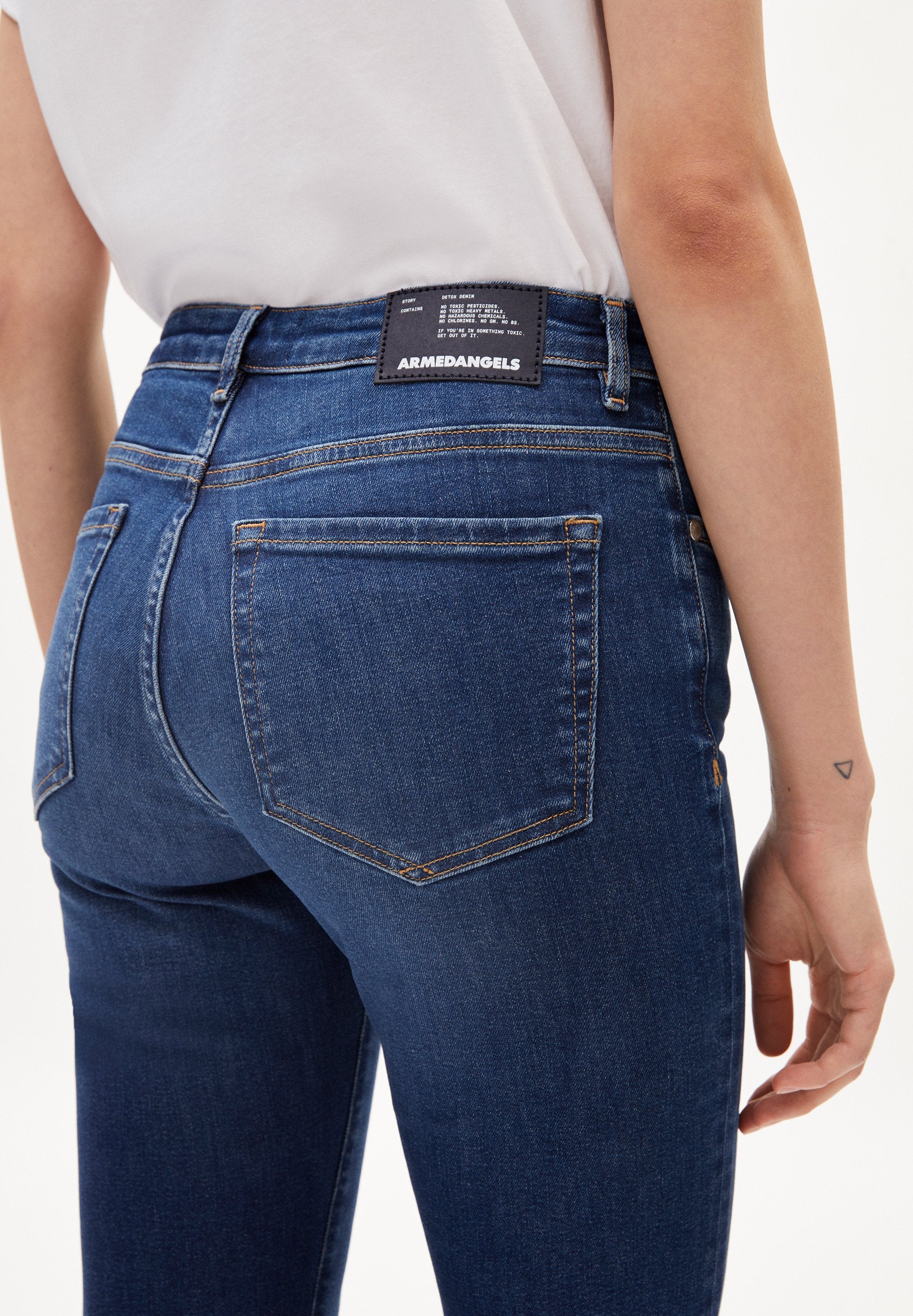 ANAMAA X STRETCH Media 6