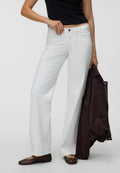 Vero Moda WIDE-FIT JEANS VMVANESSA LOW RISE WIDE LEG FIT JEANS - Wide Leg - cloud dancer