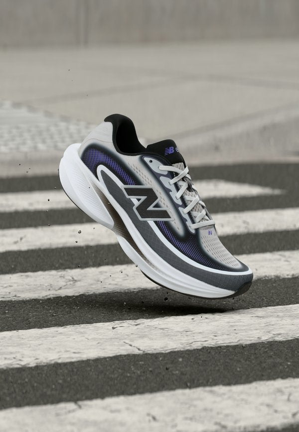 New Balance ELLIPSE V1 - Road running shoes - electric indigo