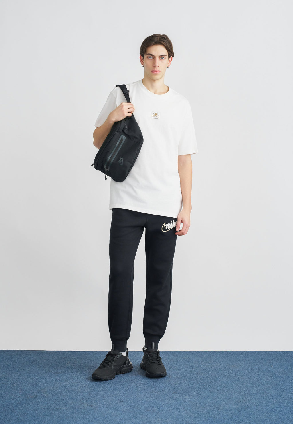 Nike Sportswear TEE LOVE IN AIR