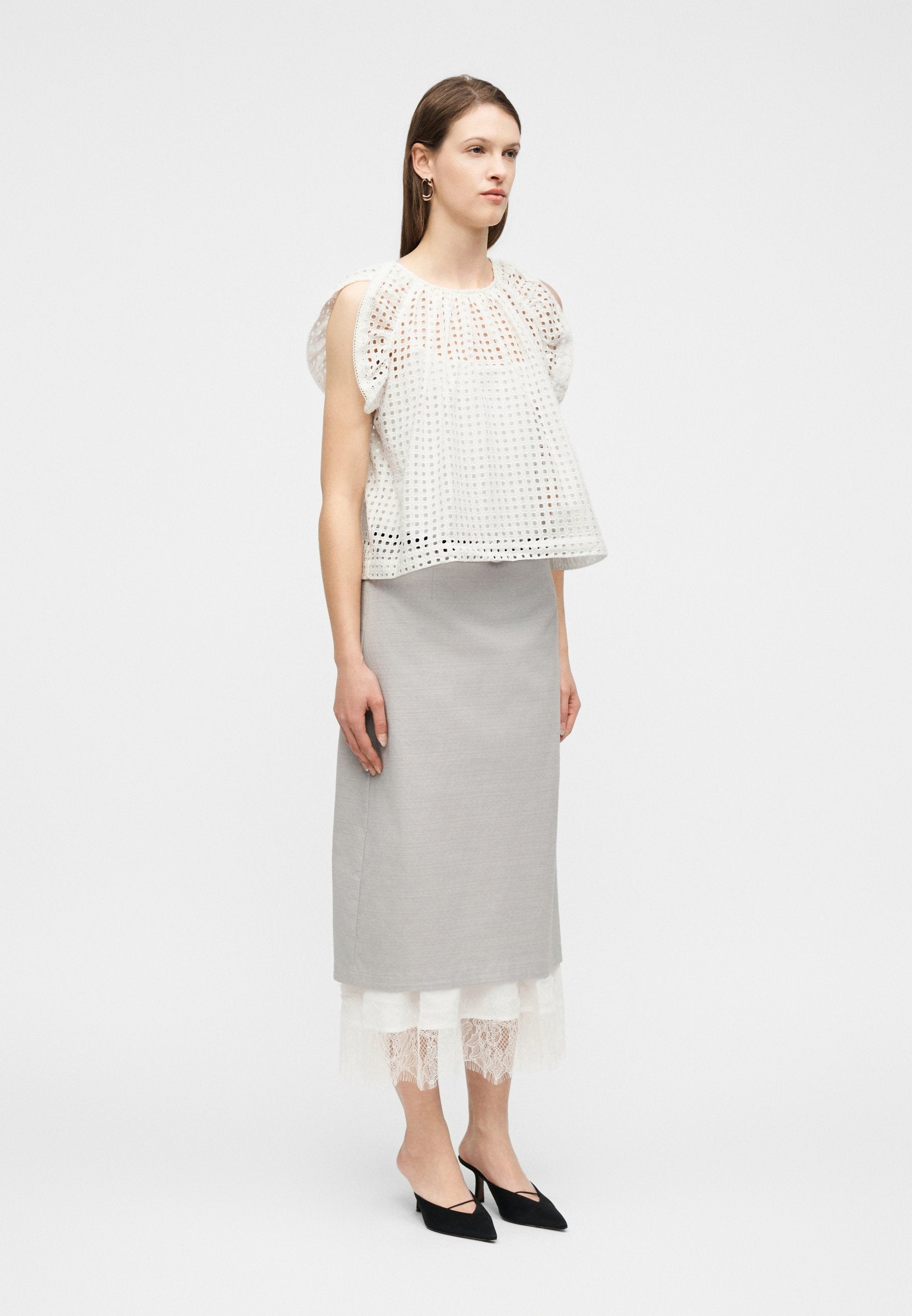 DESIGNERS REMIX GRACE