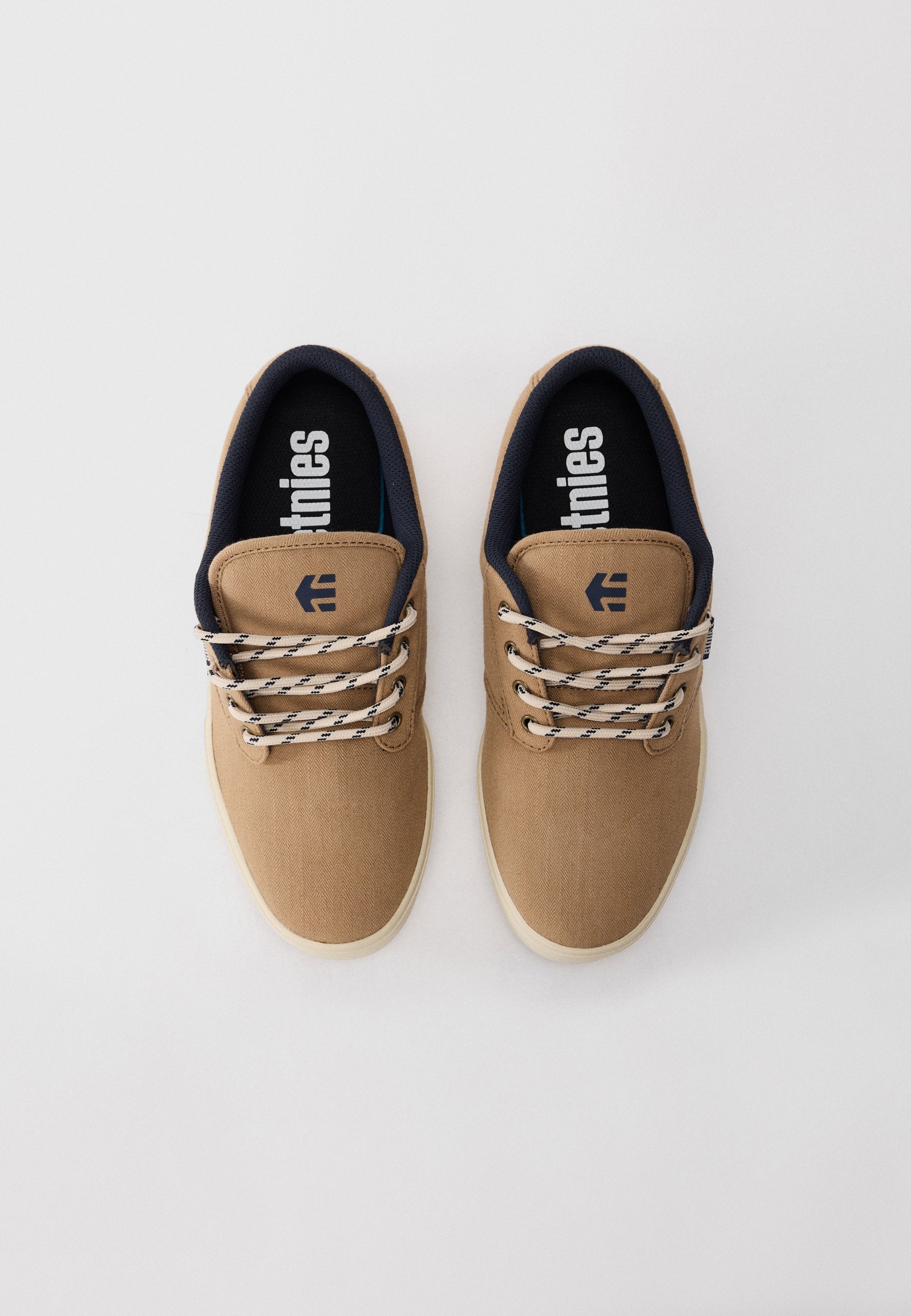 Etnies
