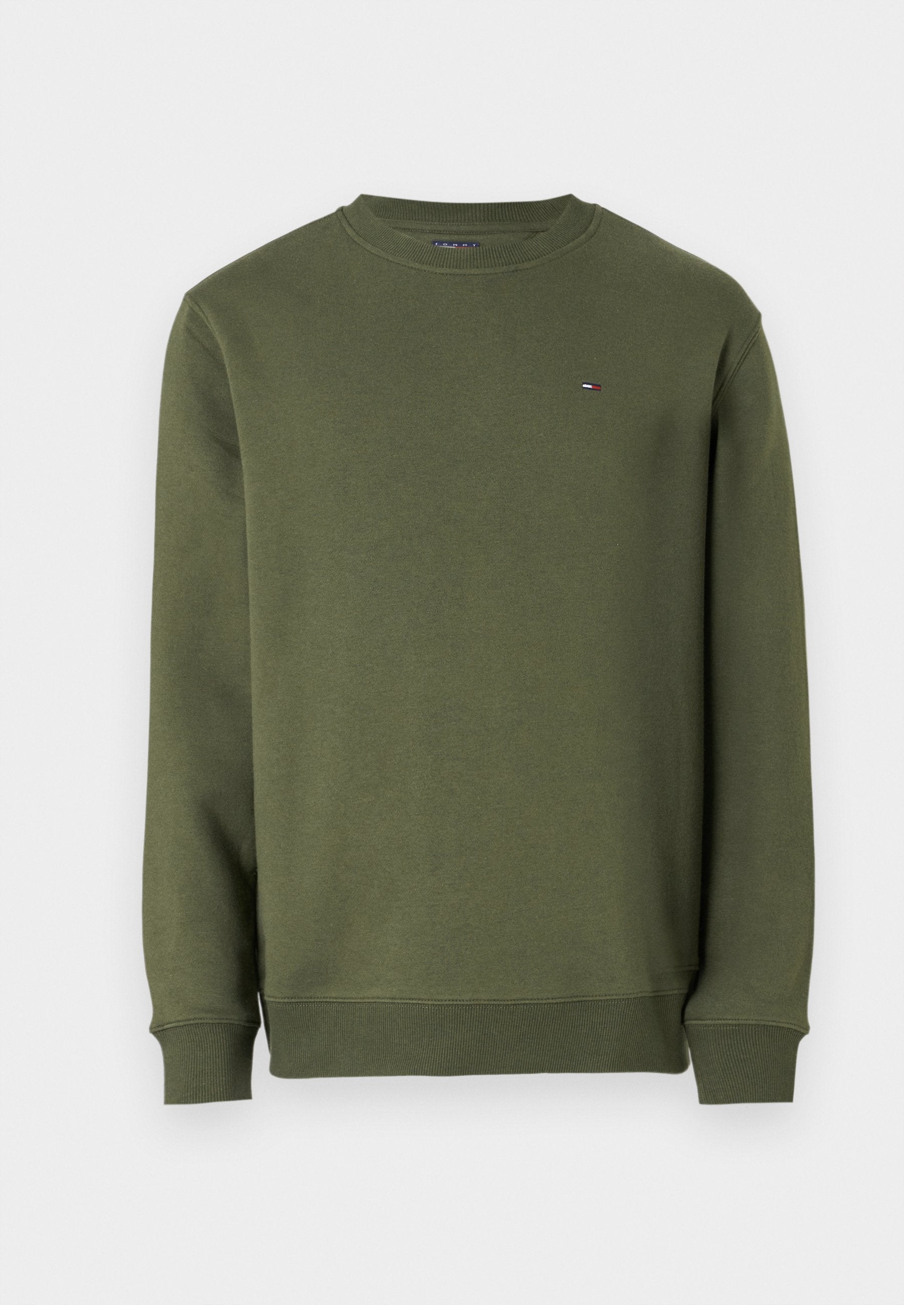Olivgrüner Rundhalsausschnitt-Pullover mit langen Ärmeln, gerippten Bündchen und Saum sowie kleinem gesticktem Flaggenlogo auf der linken Brust.