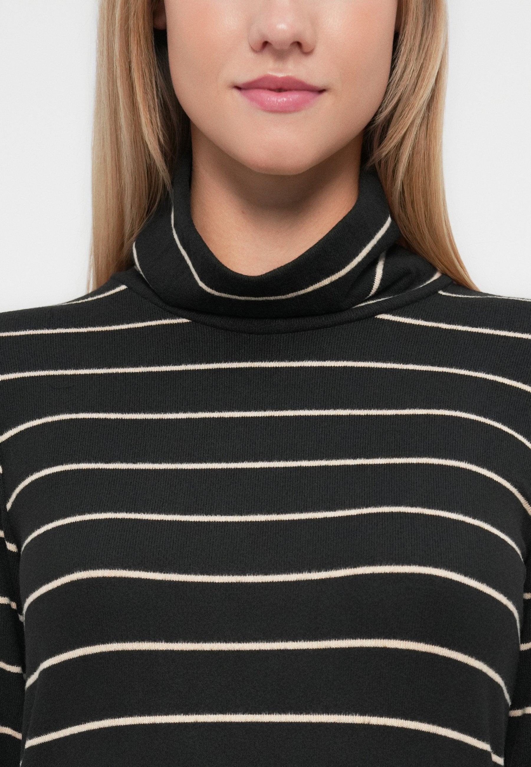 ONLY ONLCATERINA LIFE ROLL NECK