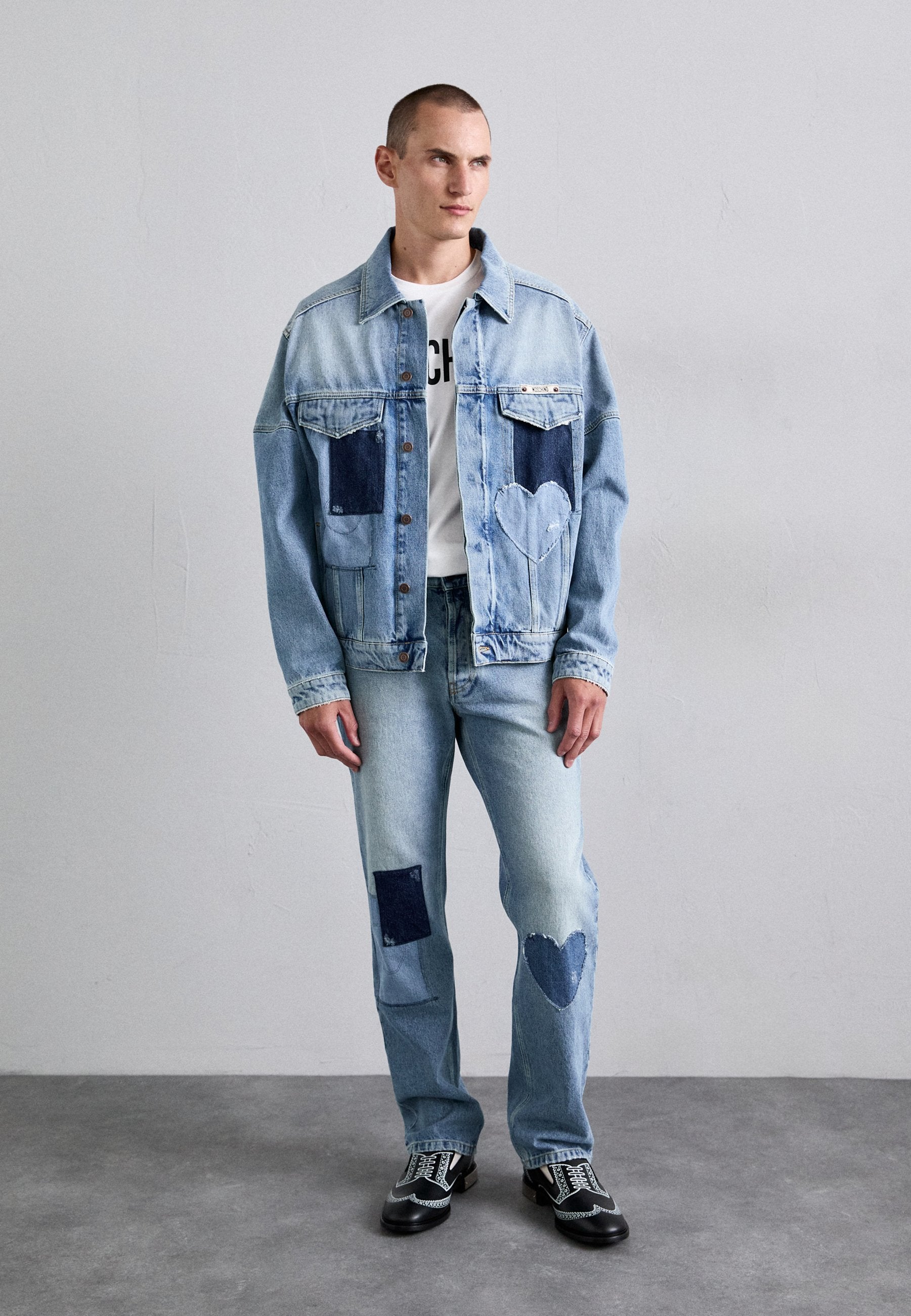 MOSCHINO