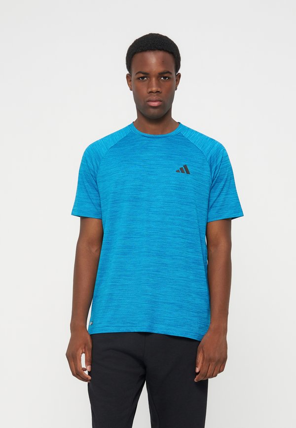 adidas Performance TECH ESSENTIALS WORKOUT