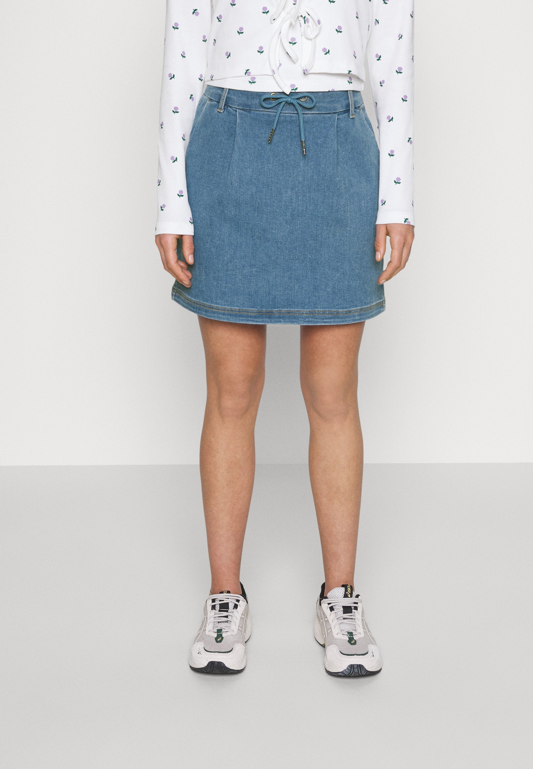 ONLBLUSH POPTRASH LIFE EASY SKIRT  Media 3