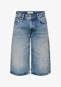 ONLY BERMUDA SHORTS ONLTOY HIGH WAIST REGULAR FIT SHORTS - Denim shorts - light blue denim