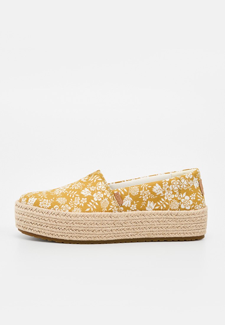 TOMS VALENCIA