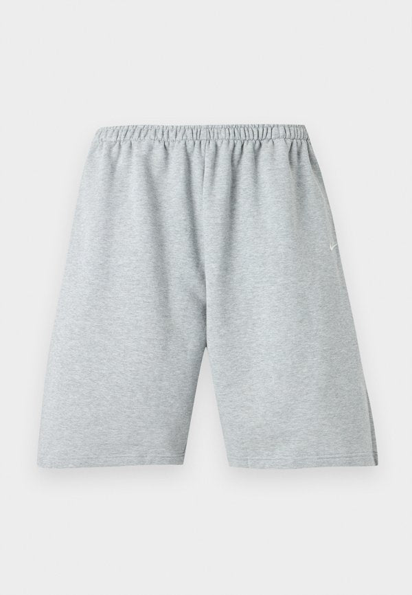 Nike Sportswear BERMUDA  - Shorts - grey heather/sail