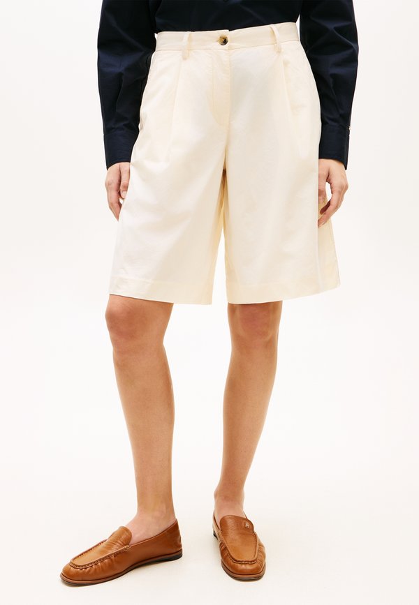 Tommy Hilfiger WASHED POPLIN PLEATED SHORTS - Shorts - calico