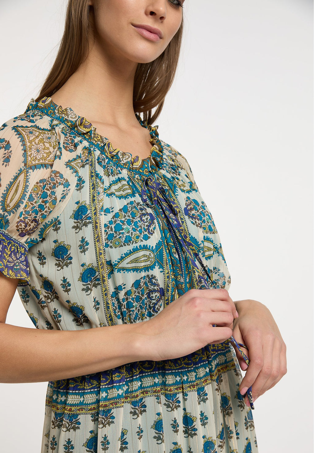 usha  MIT ALLOVER PRINT