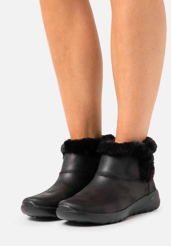 Skechers ON THE GO - Winter boots - black