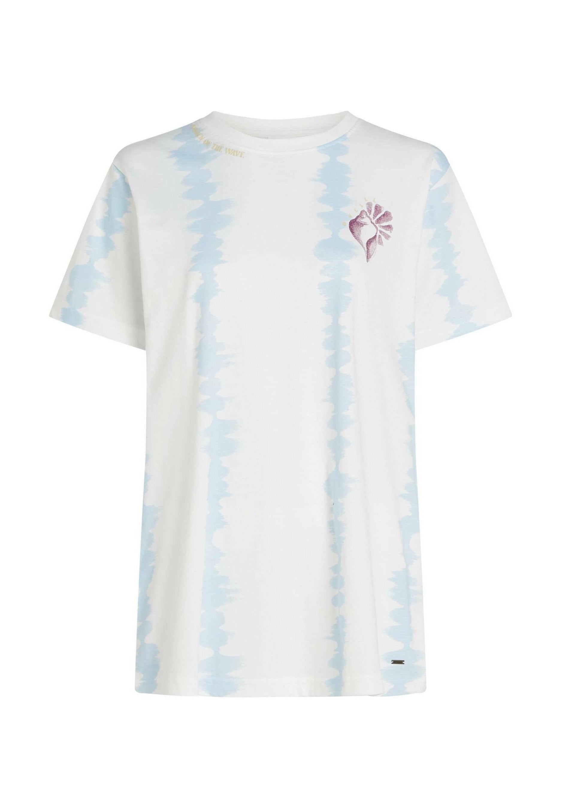 Weißes Baumwoll-T-Shirt mit hellblauem Batikmuster, kurzen Ärmeln und einer kleinen lila Blumen-Grafik auf der linken Brust.