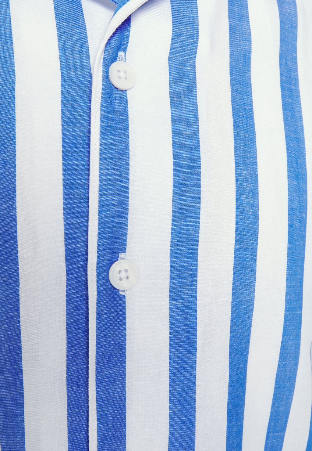 STRIPED RESORT Media 6
