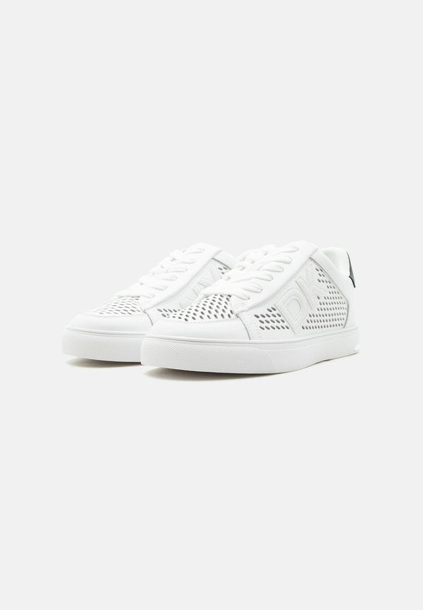 DKNY ABENI LACE UP