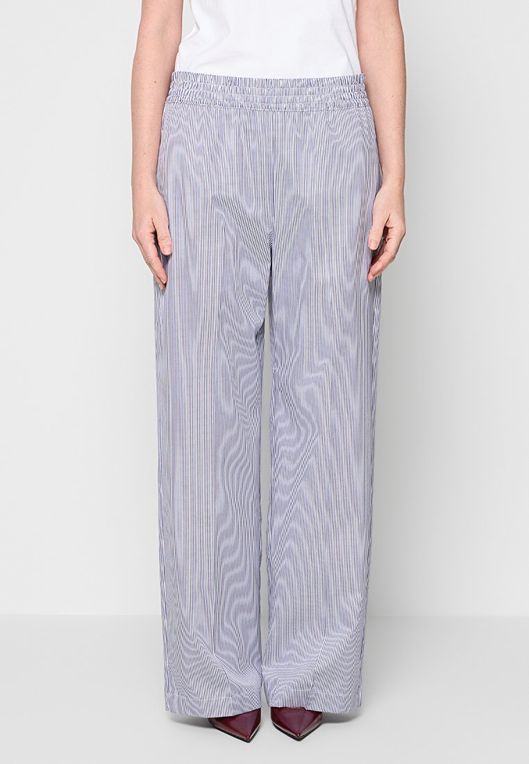Victoria Beckham LOOSE FIT