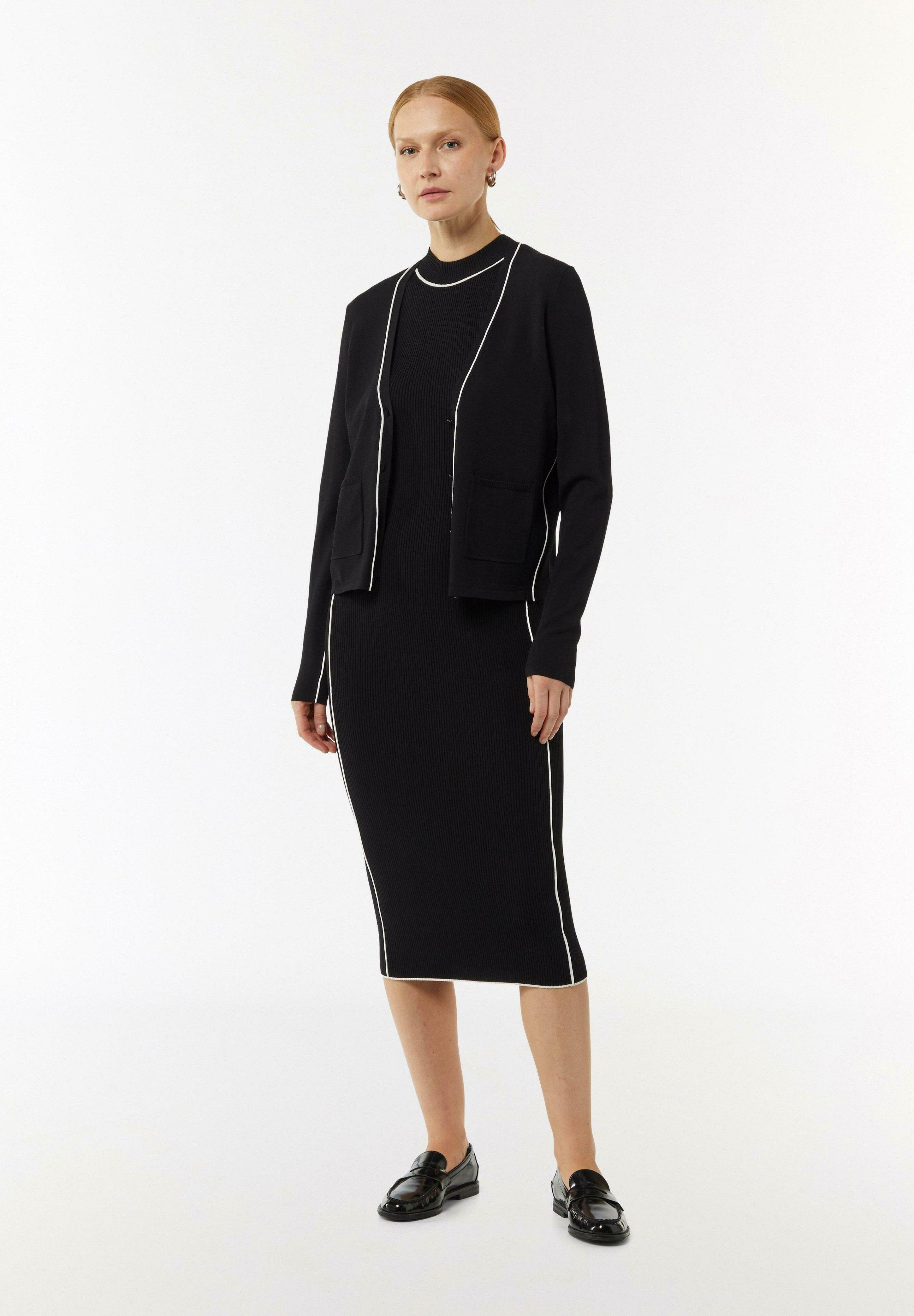 comma Strickjacke Media 2
