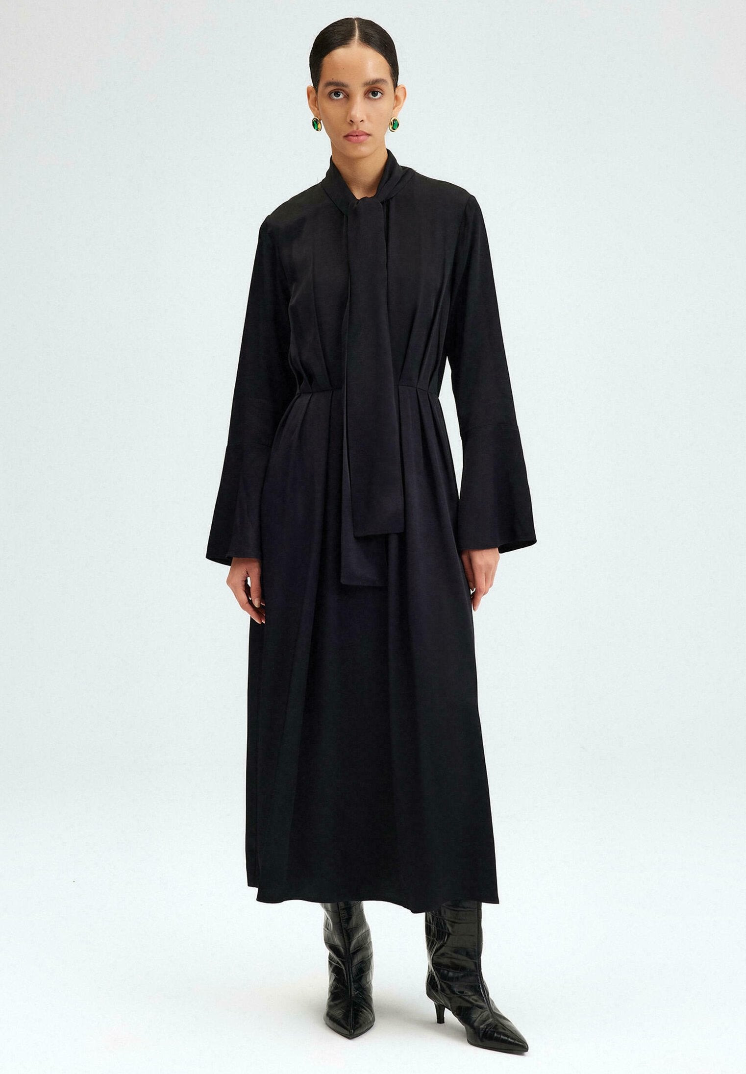 Touché Privé BELTED PLEATED