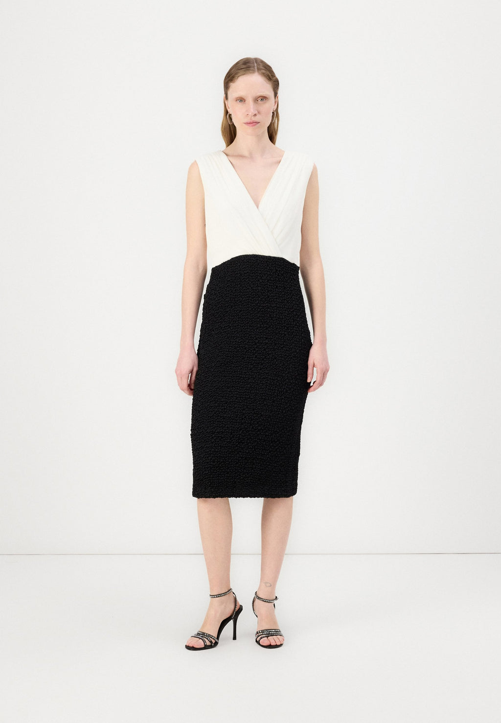 DKNY