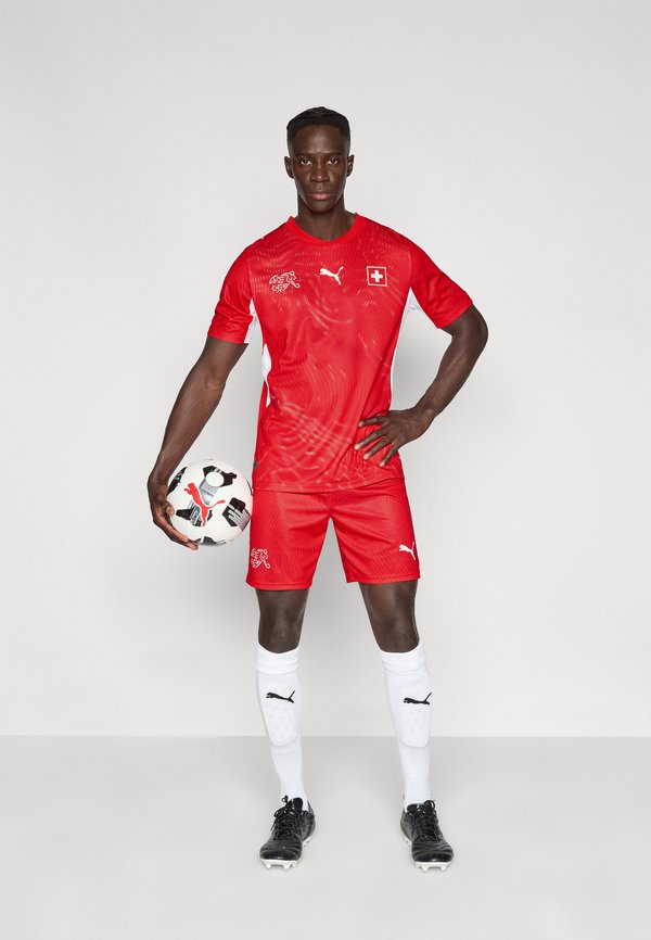 Puma SWITZERLAND SFV SHORTS REPLICA - Sports shorts - red/white