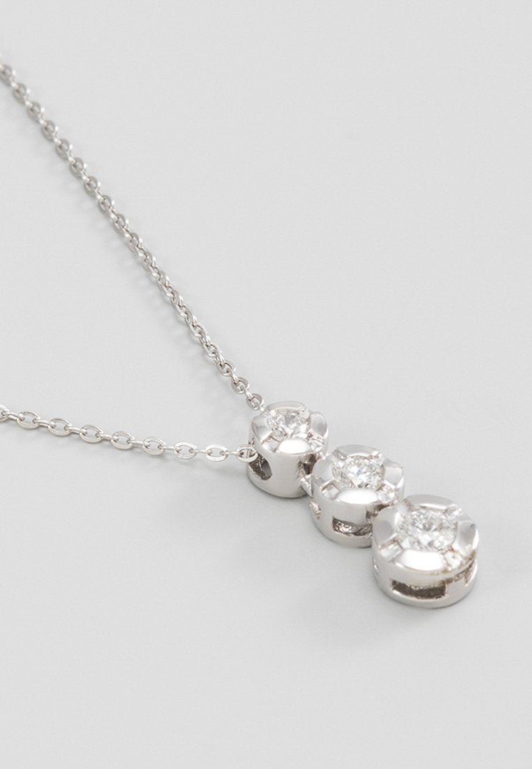 DIAMANT L'ÉTERNEL