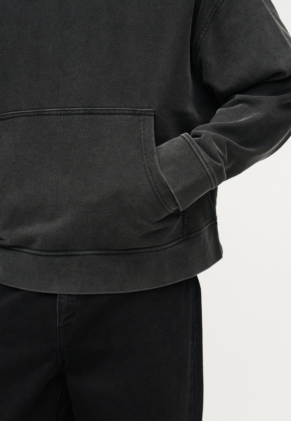 FAVELA BOXY FIT HOODIE