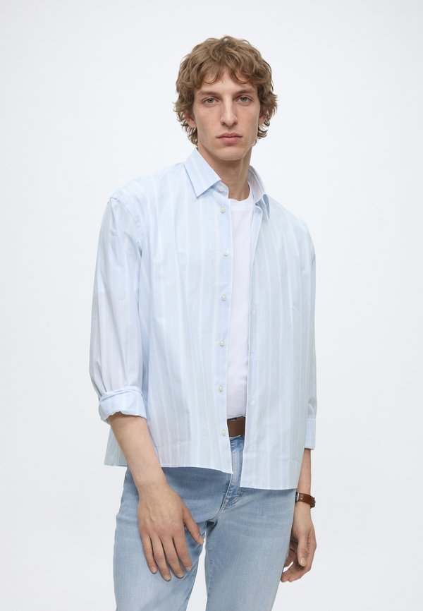 Tommy Hilfiger SLIM BLEECKER