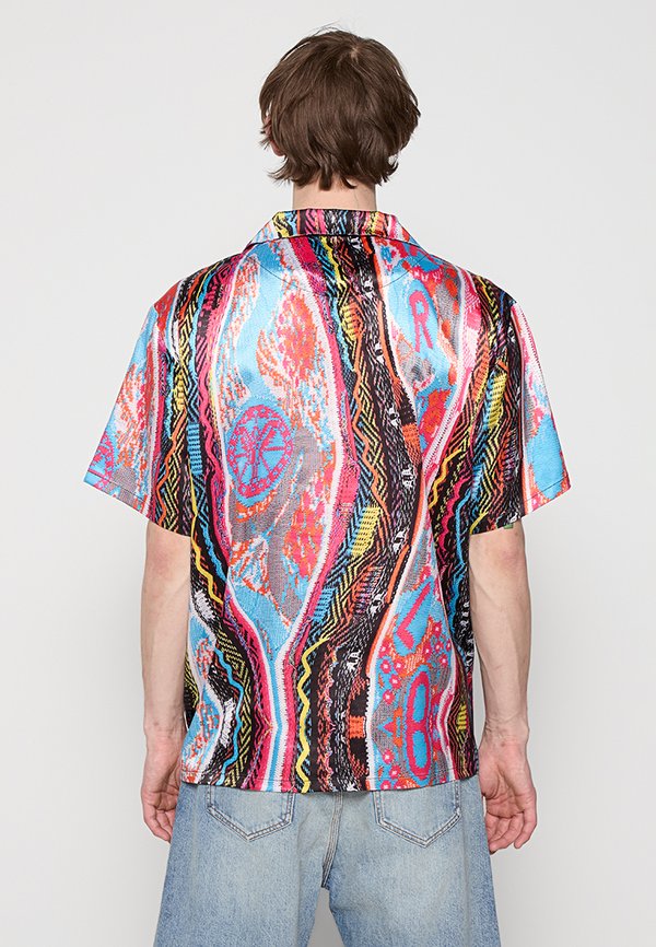 Carlo Colucci REGULAR FIT