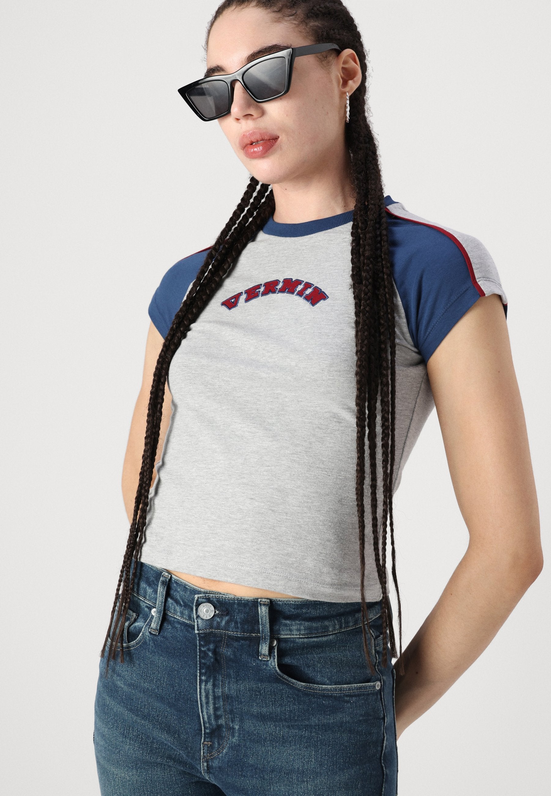 3301 SKINNY WMN Media 5