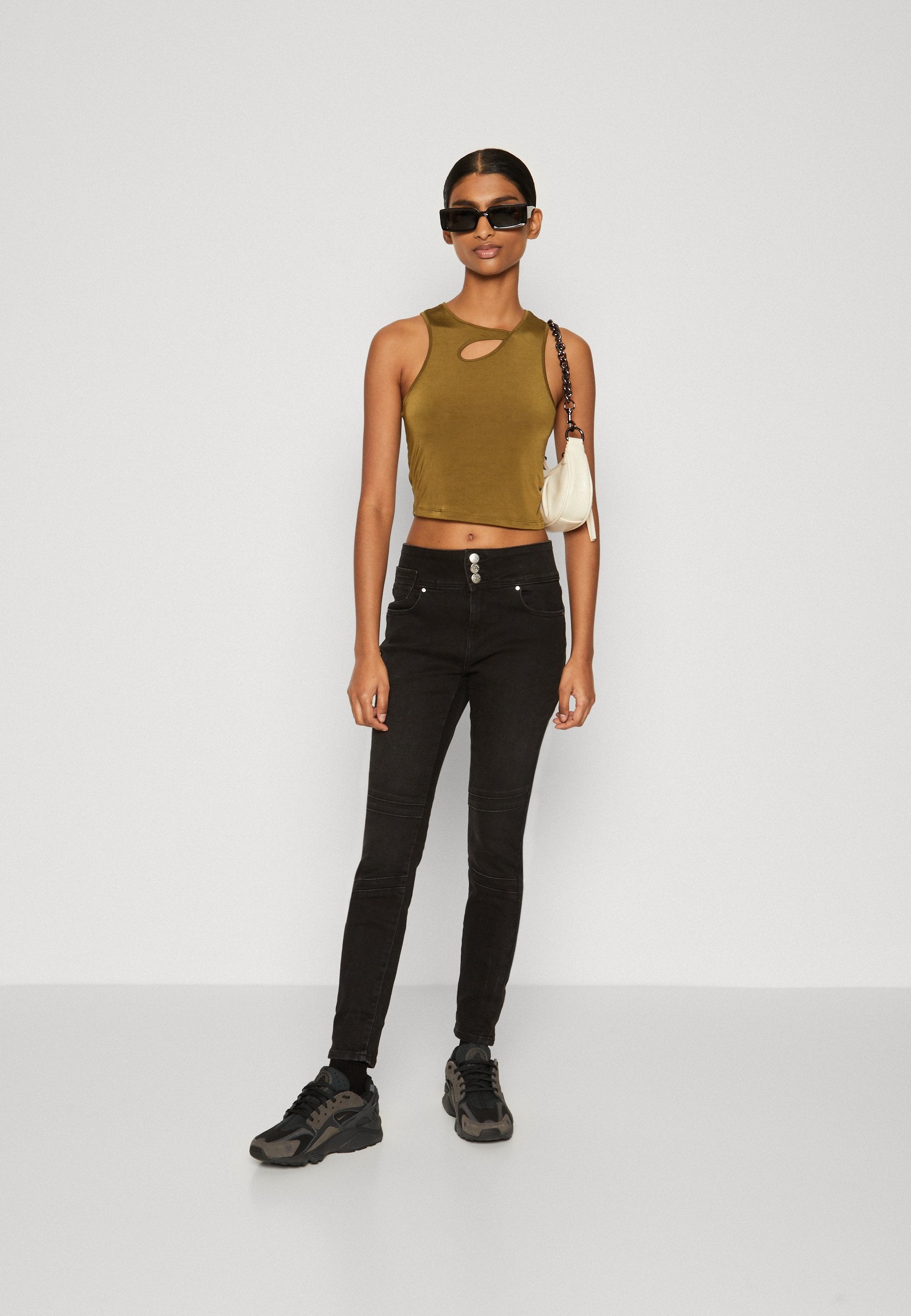 ONLDAISY WIDE WAISTBAND Media 2