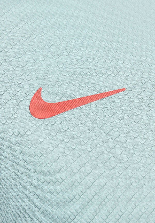 Nike Performance ATM