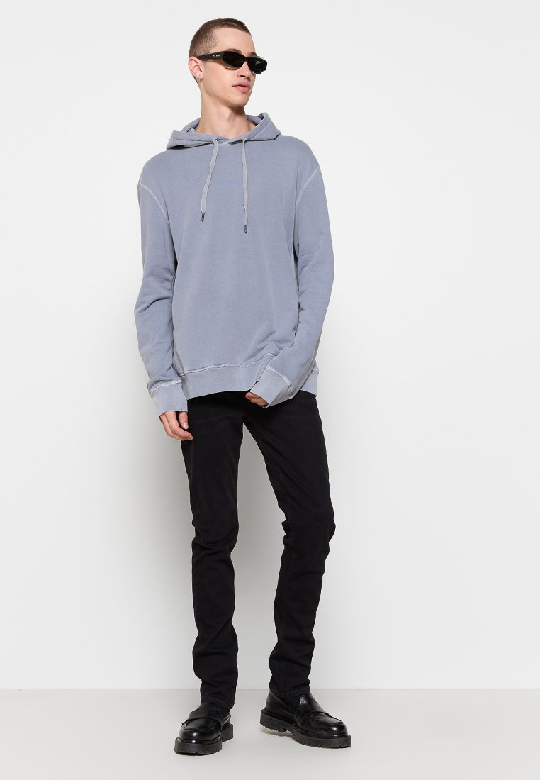 7 for all mankind